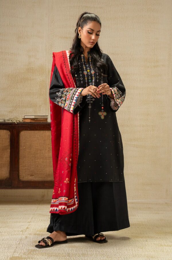 UNSTITCHED EMBROIDERED SUIT