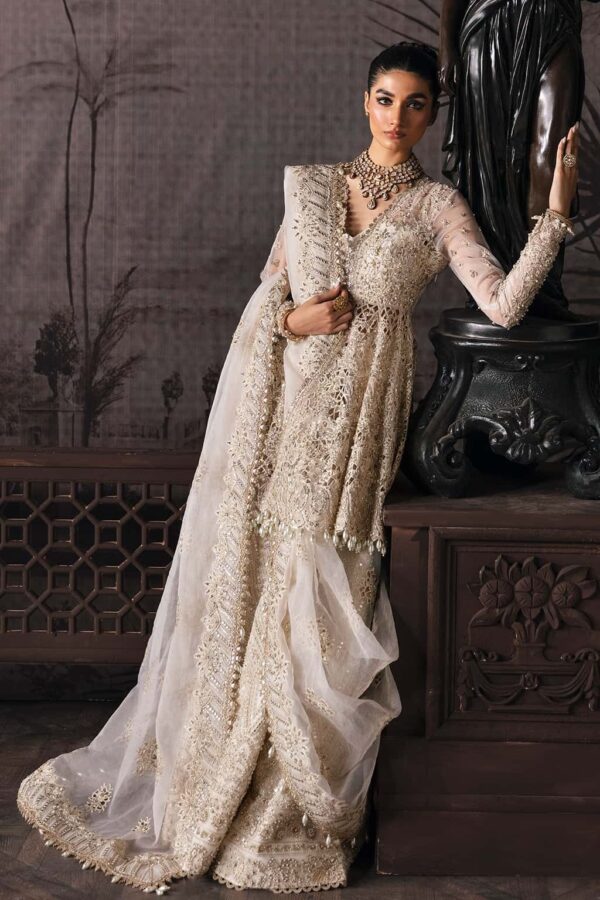 UNSTITCHED EMBROIDERED SUIT - Image 4